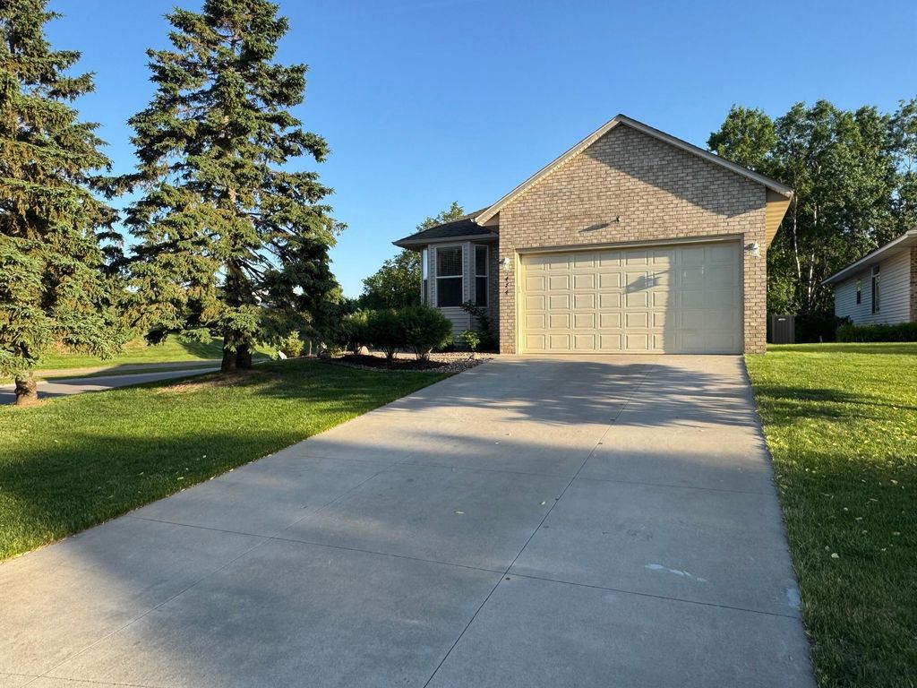 474 Bluebird Lane, Woodbury, MN 55125 — photo 3