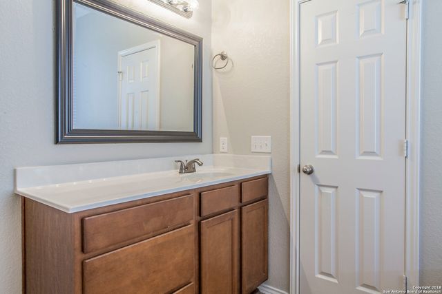 7647 Paraiso Haven, Boerne, TX 78015