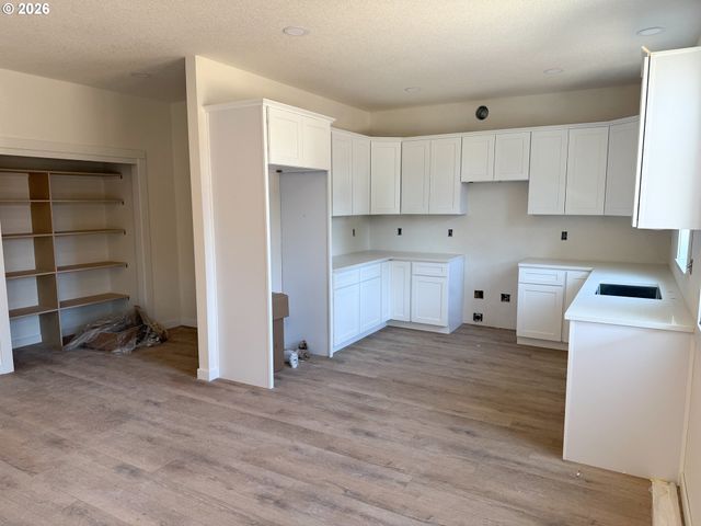 2607 Ne 53RD St, Vancouver, WA 98663