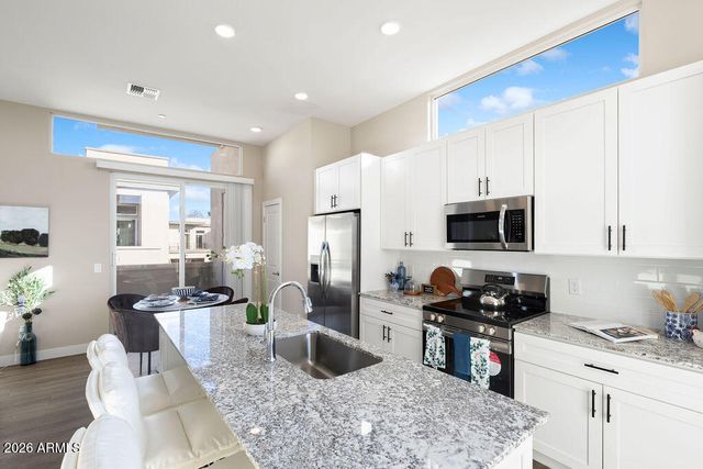 1927 S RECKER Road 154, Mesa, AZ 85206