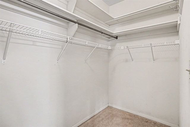 242 Dunbarton Court, Kalamazoo, MI 49006