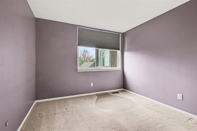 242 Dunbarton Court, Kalamazoo, MI 49006