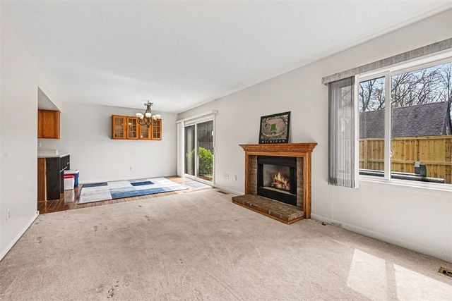 242 Dunbarton Court, Kalamazoo, MI 49006
