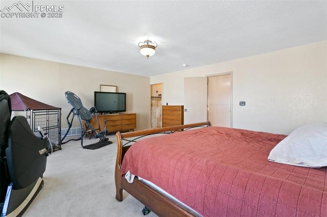 5465 War Paint Place, Colorado Springs, CO 80922