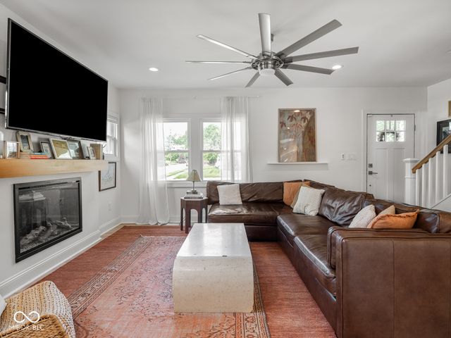 5303 Broadway Street, Indianapolis, IN 46220