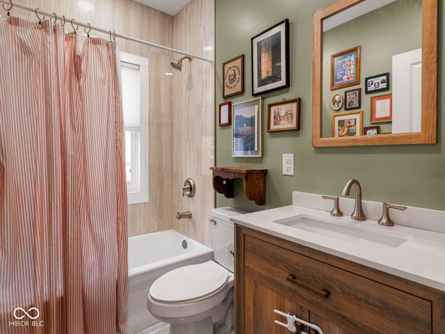 5303 Broadway Street, Indianapolis, IN 46220