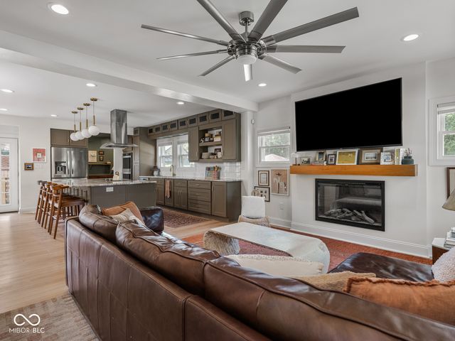 5303 Broadway Street, Indianapolis, IN 46220