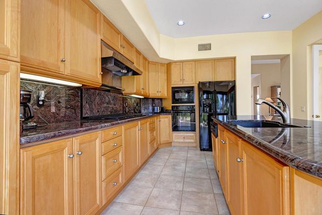 79715 Mandarina, La Quinta, CA 92253