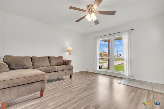 104 S Meadow Drive, Little River Academy, TX 76554