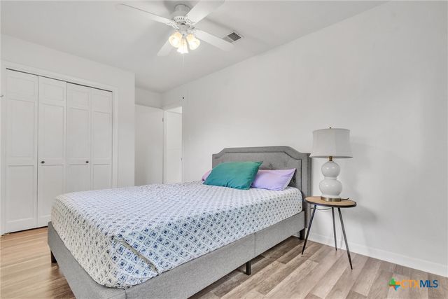 104 S Meadow Drive, Little River Academy, TX 76554