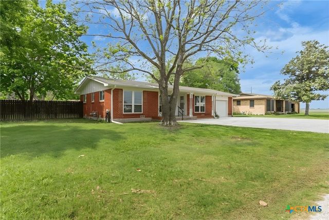 104 S Meadow Drive, Little River Academy, TX 76554
