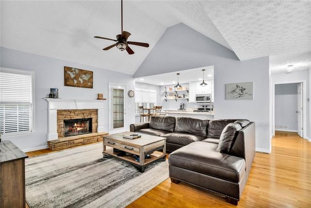 205 Brookhaven Place, Canton, GA 30114