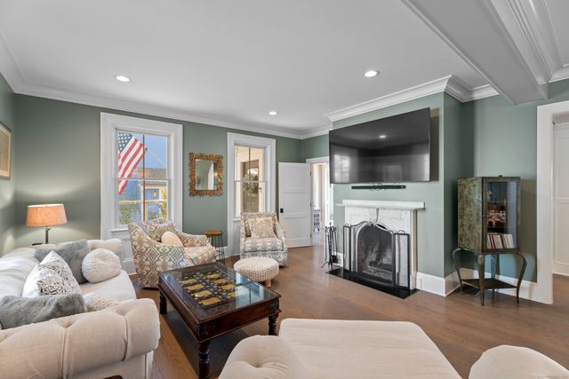 88 Water Street, Stonington, CT 06378