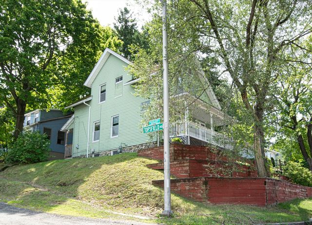 7 Clarence St, Worcester, MA 01610