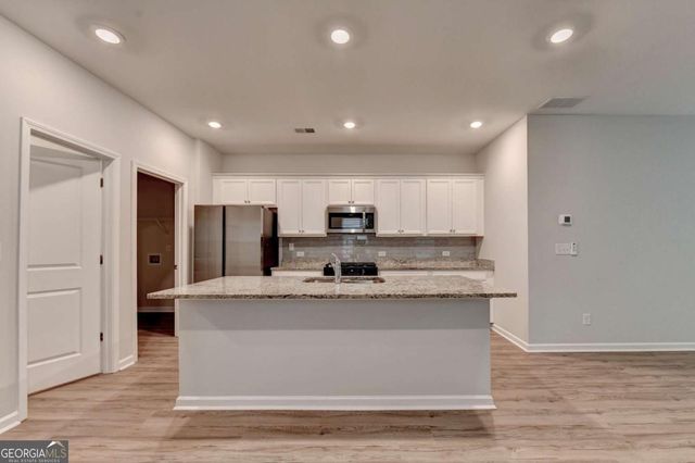 175 Grey Falcon Avenue, Braselton, GA 30517
