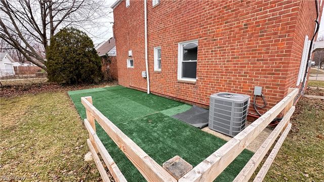 21000 Crystal Avenue, Euclid, OH 44123