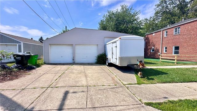 21000 Crystal Avenue, Euclid, OH 44123