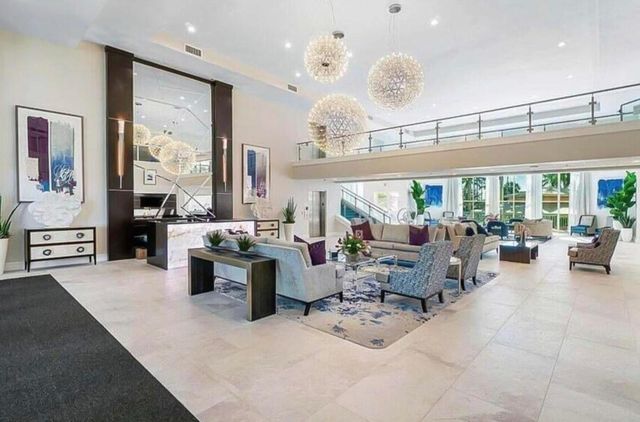 5746 Crystal Shores Drive 307, Boynton Beach, FL 33437