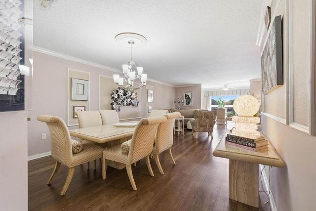 5746 Crystal Shores Drive 307, Boynton Beach, FL 33437