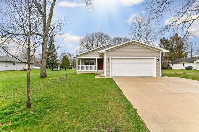 114 E Spruce STREET, Silver Lake, WI 53170