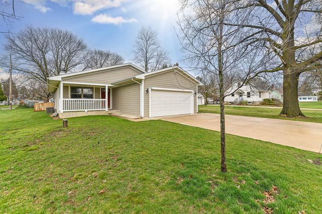 114 E Spruce STREET, Silver Lake, WI 53170