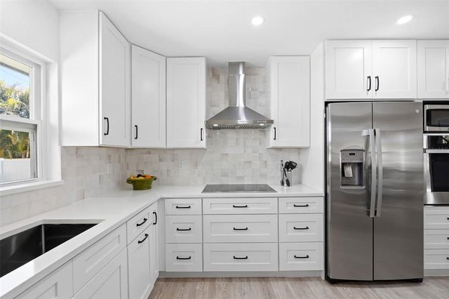 1218 TAYLOR AVE, Dunedin, FL 34698