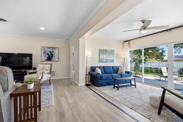 1218 TAYLOR AVE, Dunedin, FL 34698