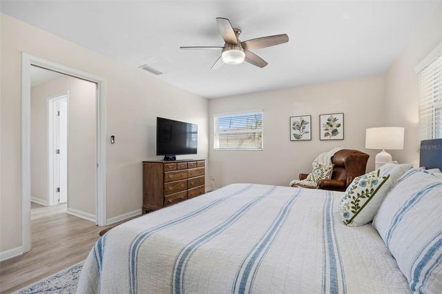 1218 TAYLOR AVE, Dunedin, FL 34698