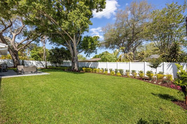 1218 TAYLOR AVE, Dunedin, FL 34698