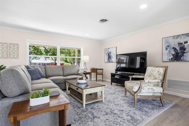 1218 TAYLOR AVE, Dunedin, FL 34698