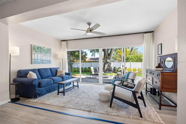 1218 TAYLOR AVE, Dunedin, FL 34698