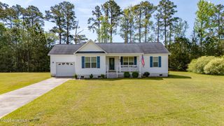 452 Woodland Drive, Swansboro, NC 28584