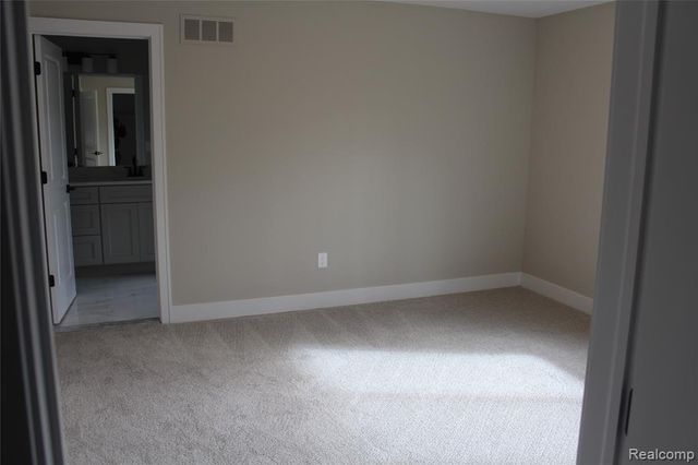 50315 Arcadia Drive, Macomb, MI 48042