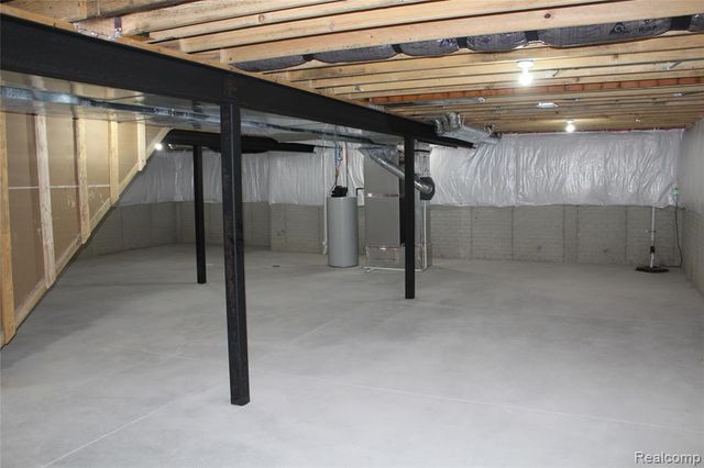 50315 Arcadia Drive, Macomb, MI 48042