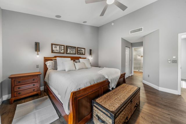 11771 St Andrews Place Apt 101, Wellington, FL 33414