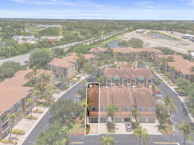 11771 St Andrews Place Apt 101, Wellington, FL 33414
