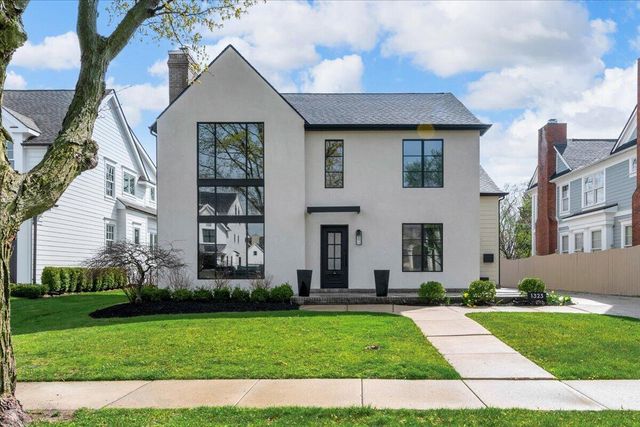 1323 Washington Boulevard, Birmingham, MI 48009