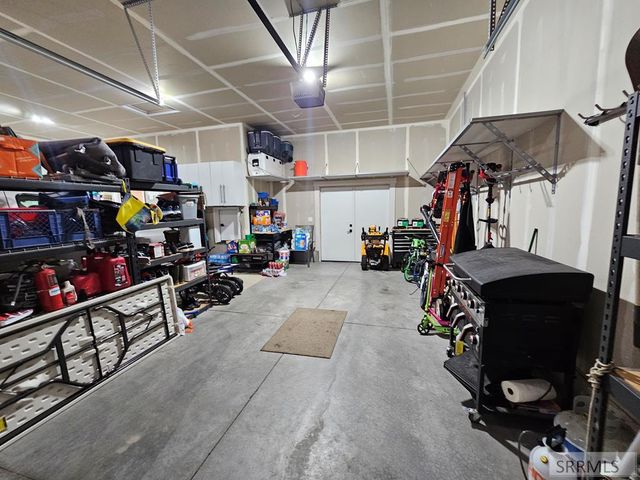 665 Hollow Drive, Idaho Falls, ID 83401