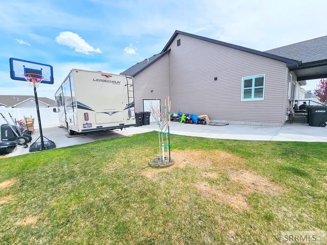 665 Hollow Drive, Idaho Falls, ID 83401
