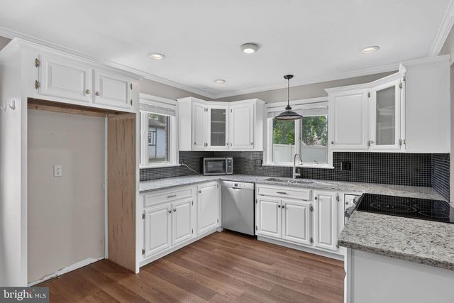 60 COUNTRY CT, Landisville, PA 17538