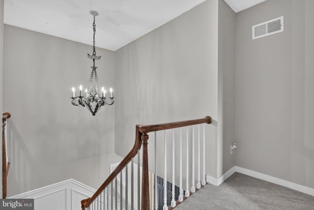 60 COUNTRY CT, Landisville, PA 17538