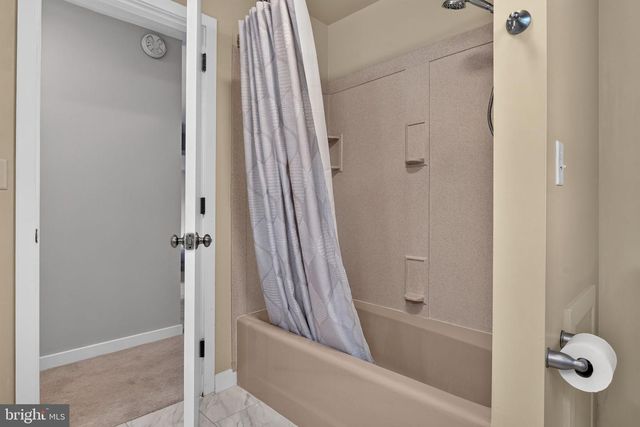 60 COUNTRY CT, Landisville, PA 17538