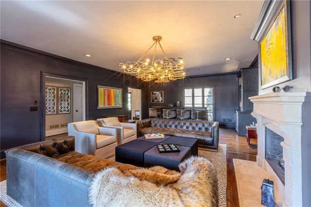 2968 Rivermeade NW Drive, Atlanta, GA 30327