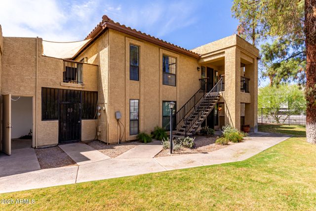 8214 N 21ST Drive A208, Phoenix, AZ 85021