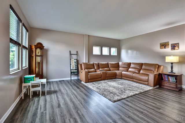1539 Sefton Drive, Harrison, OH 45030