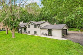 17046 Chiltern Hills Road, Minnetonka, MN 55345