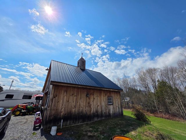 2810 Underpass Road, Sutton, VT 05867