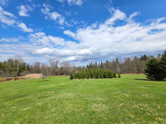 2810 Underpass Road, Sutton, VT 05867