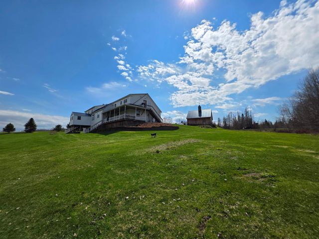 2810 Underpass Road, Sutton, VT 05867