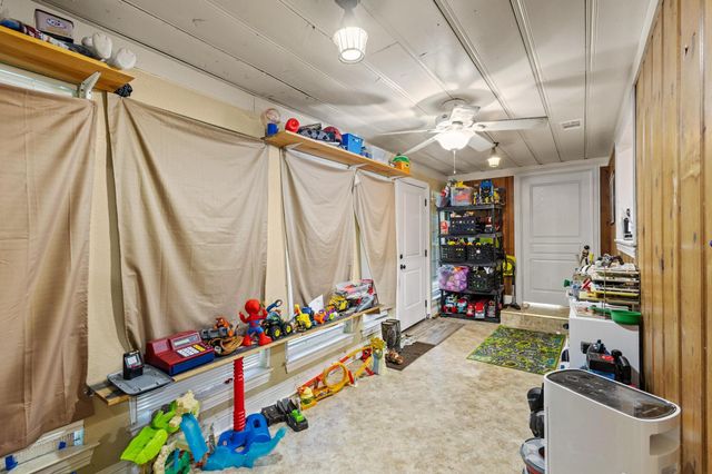 1905 Agnew Street, Bonham, TX 75418